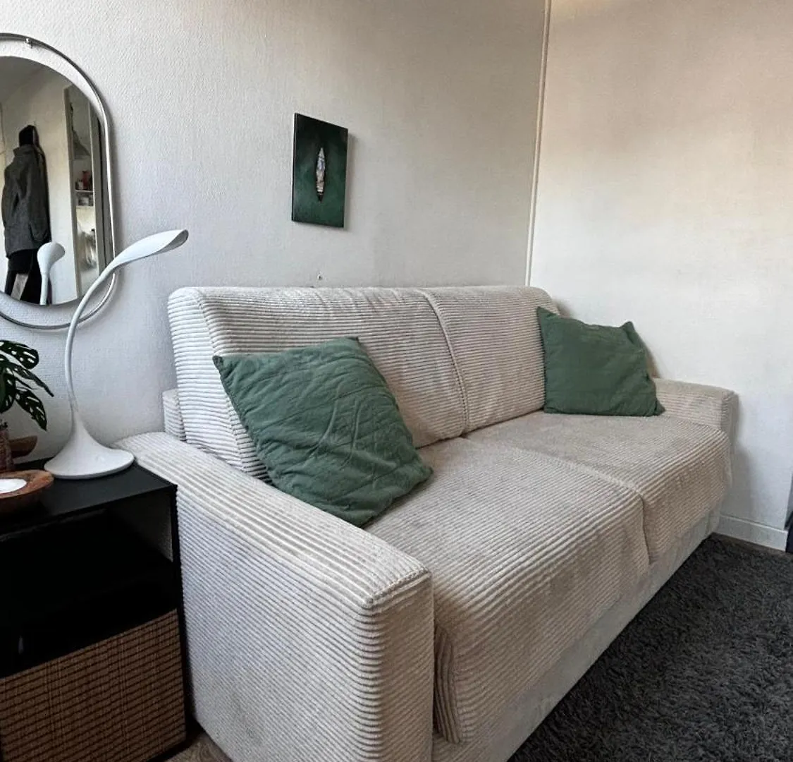 Petit - 10eme Arrondissement * Париж