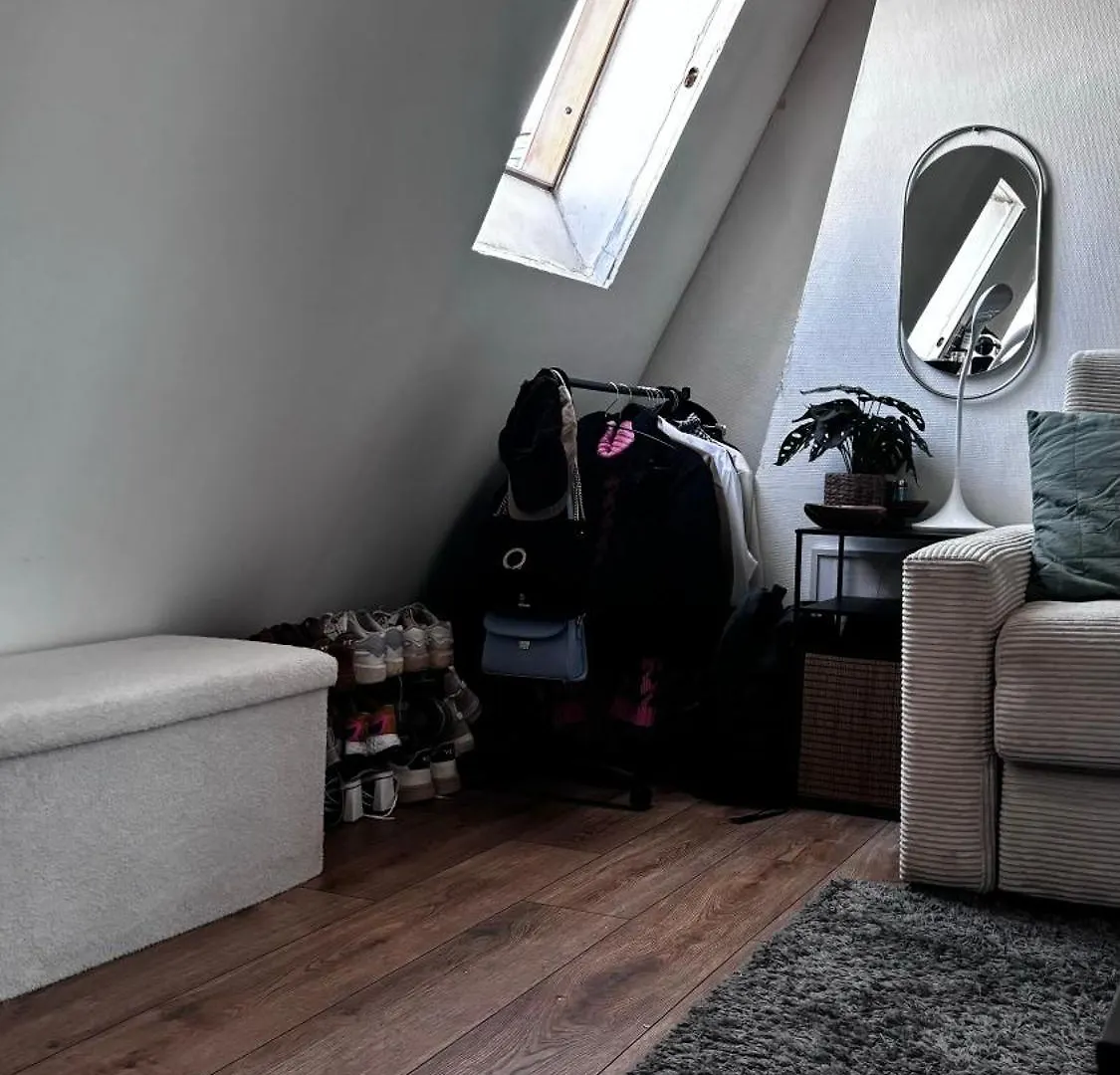 Petit - 10eme Arrondissement Apartment Paris